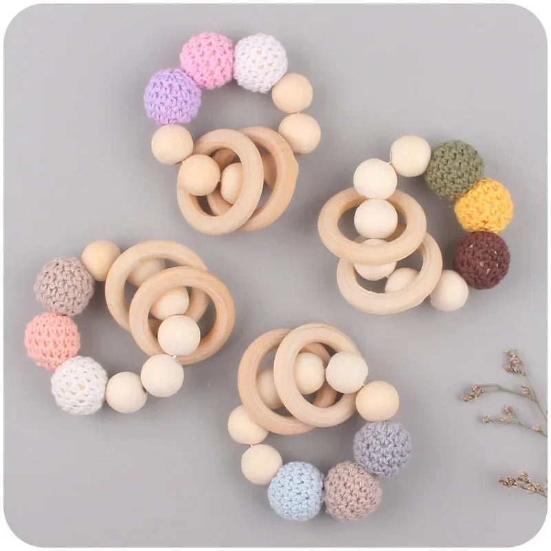 1-2pcs New Baby Pacifier Clips Teethers Bracelet Babies Chain Cute Big Crochet Color Wool Ball Newborn Dummy Nipples Holder Clip